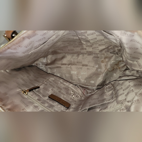 MICHAEL Michael Kors Jet Set Item East/West Top Zip Tote - Picture 4 of 4